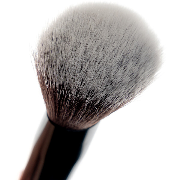 Brushworks No. 2 Buffing Foundation Brush (Bild 4 von 9)