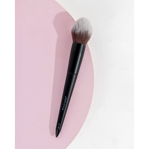 Brushworks No. 10 Bronzer Brush (Bild 5 von 8)