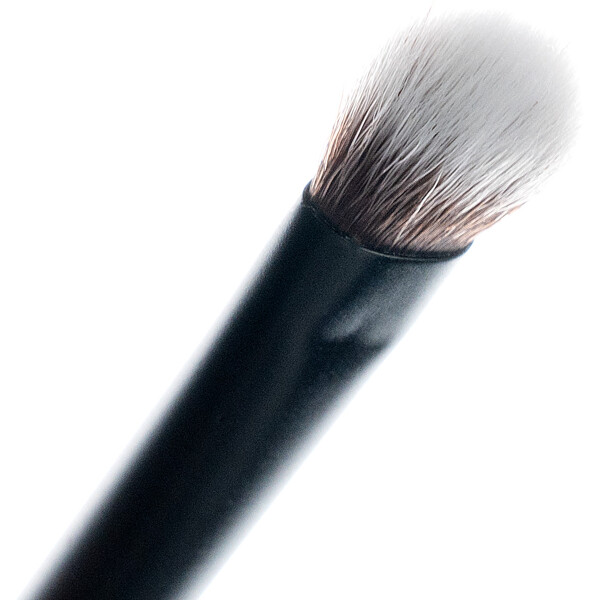 Brushworks No. 19 Crease Blending Eye Brush (Bild 4 von 6)