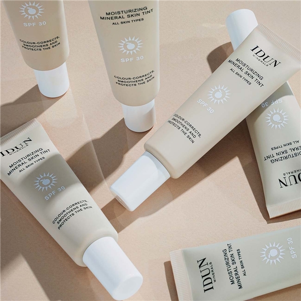 IDUN Moisturizing Mineral Skin Tint (Bild 3 von 3)