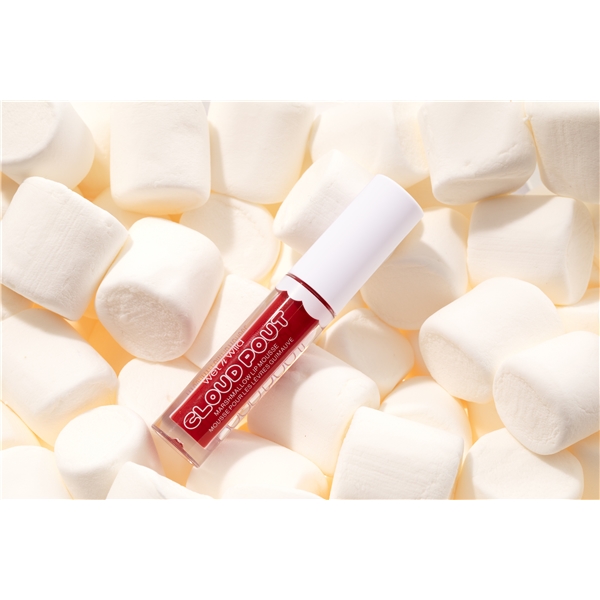 Wet n Wild Cloud Pout Marshmallow Lip Mousse (Bild 4 von 5)